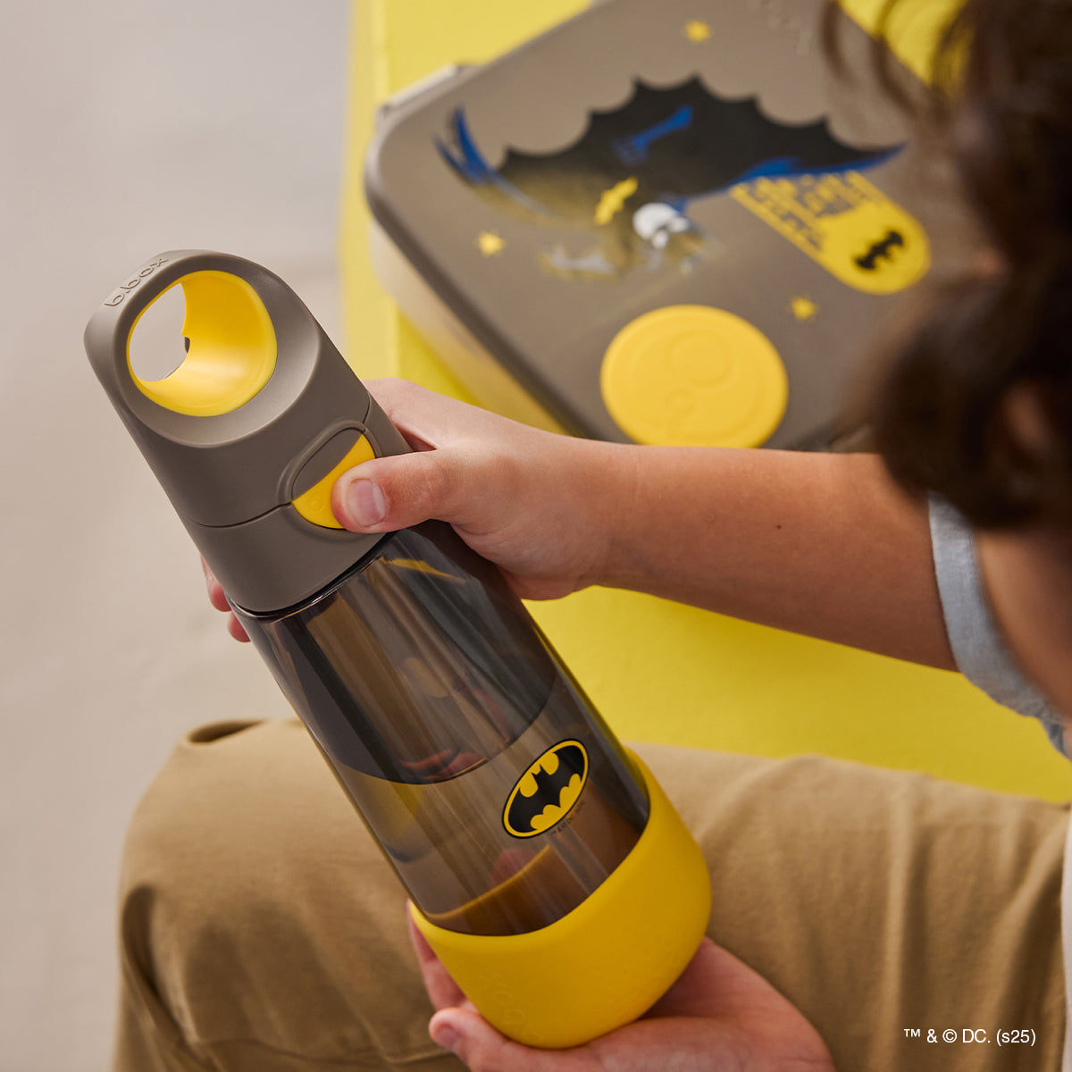 Batman by b.box Licensed 600ml Straw Drink Bottle *PREORDER*