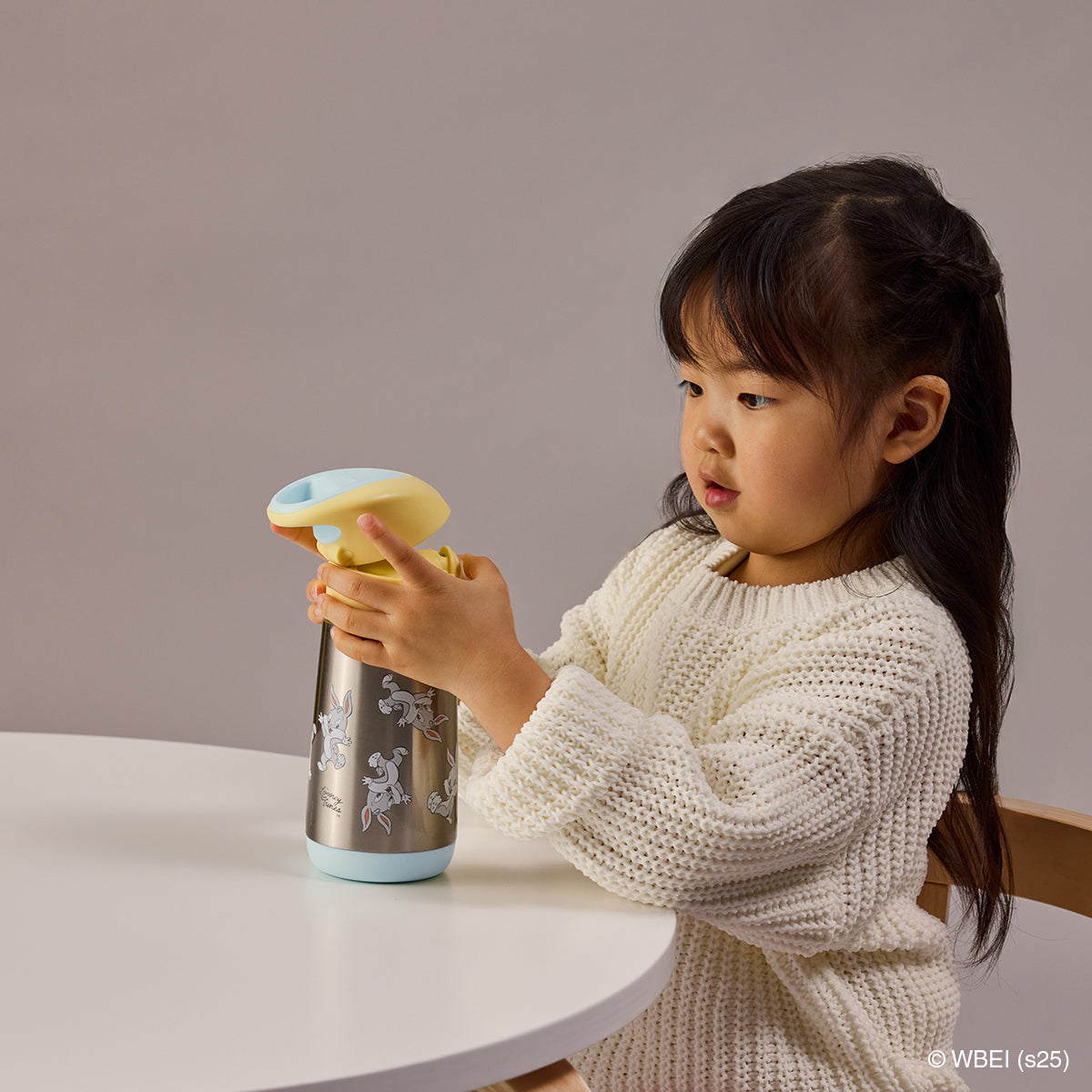 Looney Tunes by b.box Licensed 350ml Insulated Drink Bottle *PREORDER*