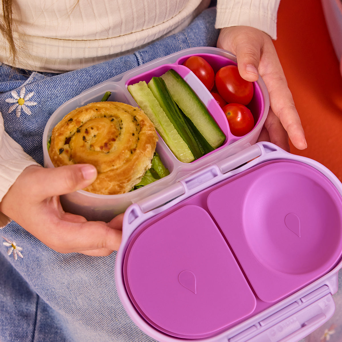 b.box Silicone Bento SNACK Buddy - Assorted Colours *PREORDER*
