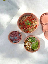 Load image into Gallery viewer, The Zero Waste People Medium Silicone Round Container - Assorted Colours