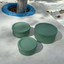 Load image into Gallery viewer, The Zero Waste People Small Silicone Round Container - Assorted Colours