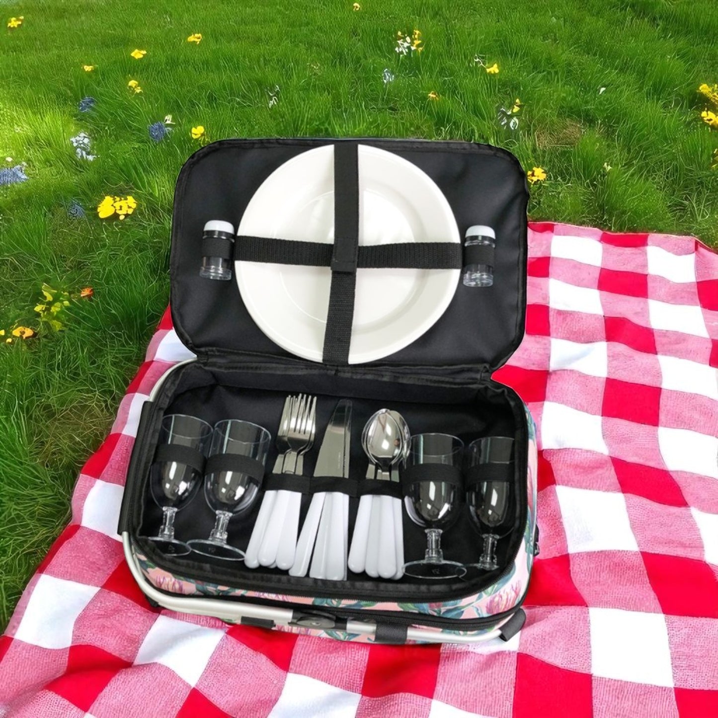 Sachi Insulated Picnic Basket - Protea